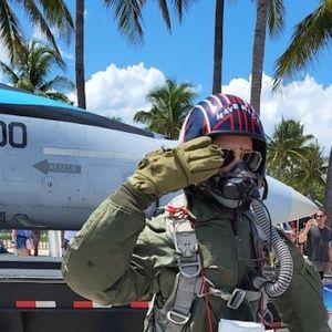 Meet your Posher, Rommell eduardo